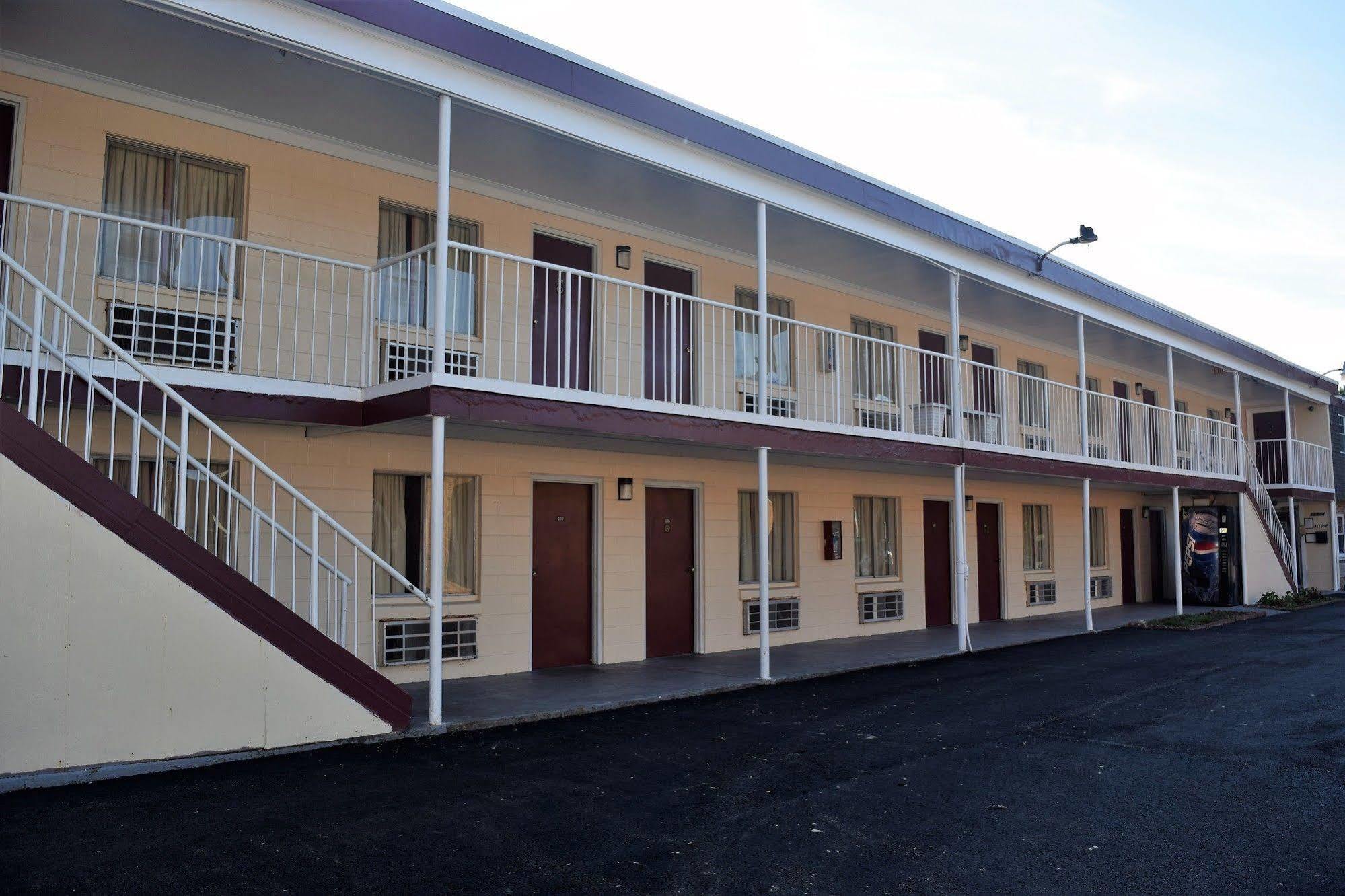 Fort Eustis Inn Newport News Exterior photo